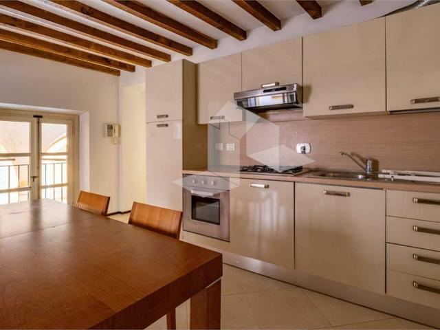 Appartamento in affitto a Colline Matildiche, Re