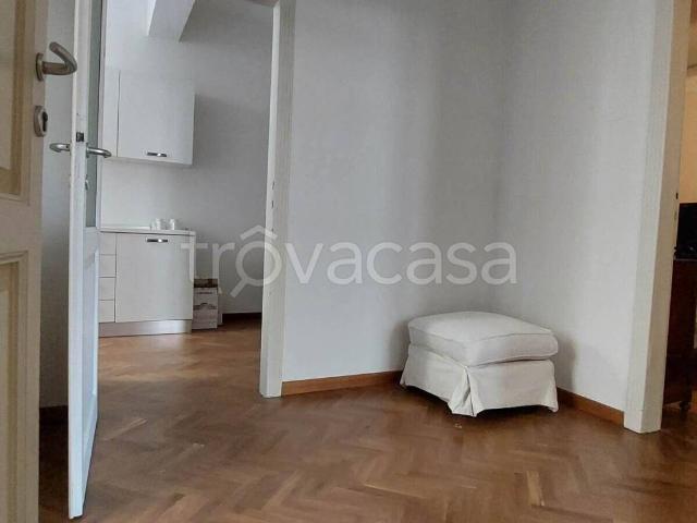 Appartamento in affitto a San Prospero città, Re