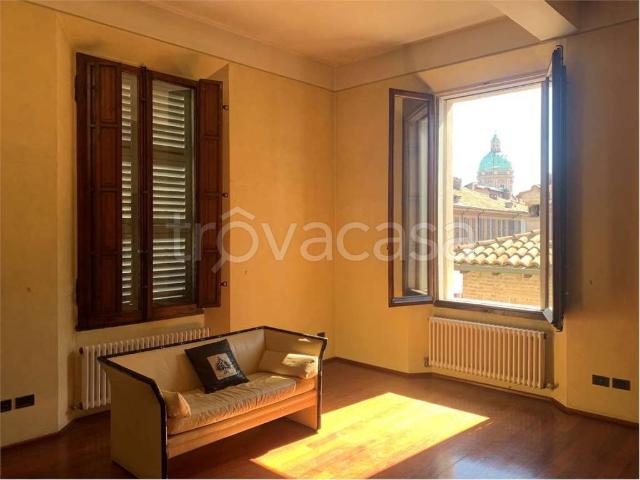 Appartamento in affitto a San Nicolò, Re