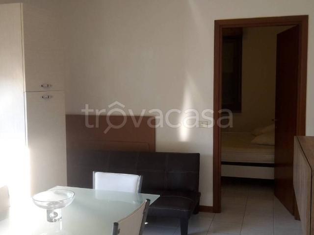 Appartamento in affitto a Baragalla, Re
