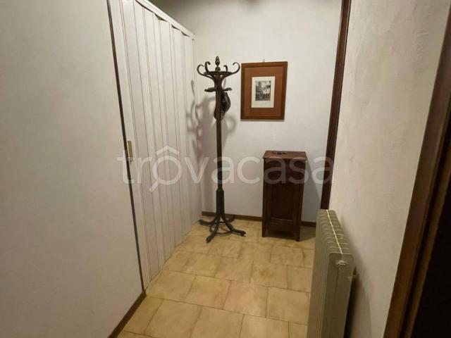 Appartamento in affitto a Villaggio Stranieri-Bazzarola, Re