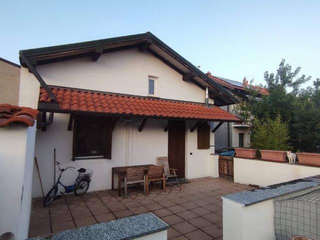 Appartamento in affitto a Canazza, Rescaldina
