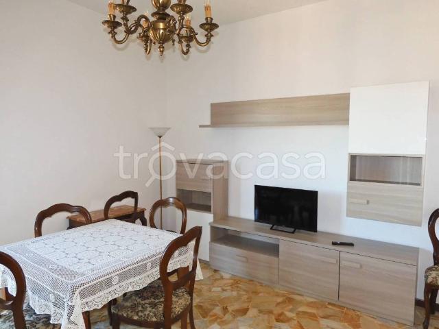 Appartamento in affitto a Lucernate, Rho