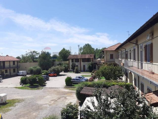 Appartamento in affitto a Mazzo, Rho