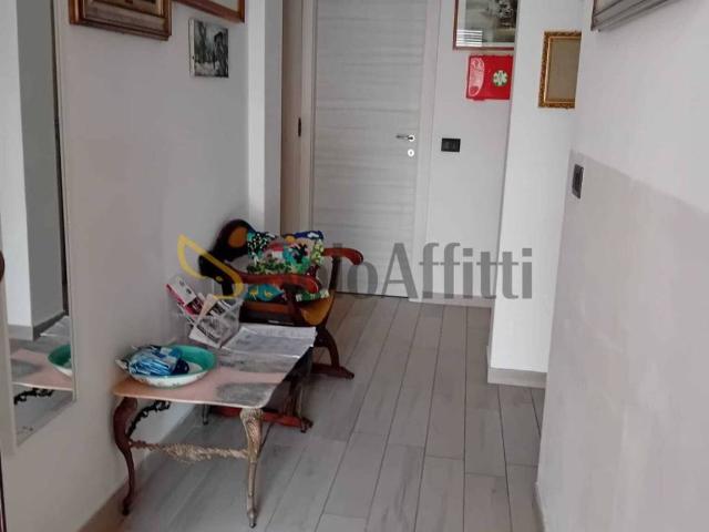 Appartamento in affitto a Lucernate, Rho