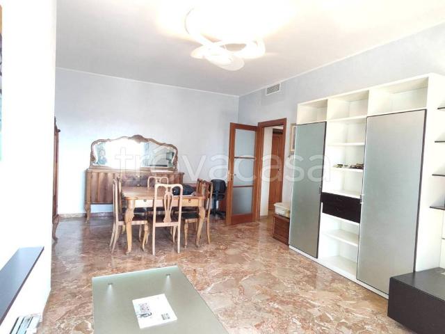 Appartamento in affitto a San Pietro, Rho