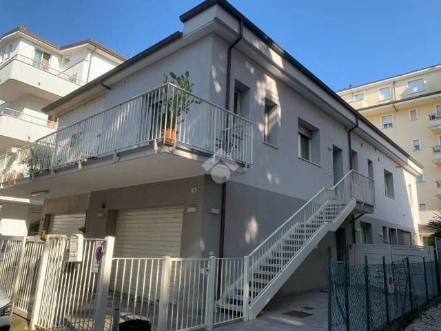 Appartamento in affitto a Alba, Riccione