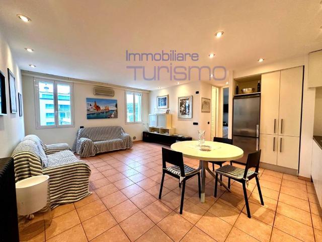 Appartamento in affitto a Riccione, Reggio Emilia