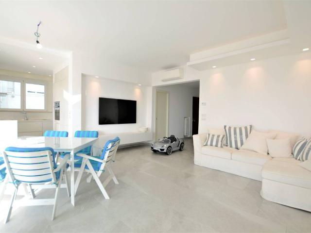 Appartamento in affitto a Riccione, Reggio Emilia