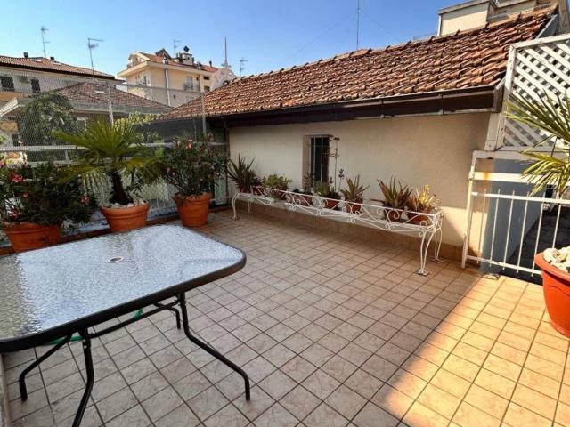 Appartamento in affitto a Abissinia, Riccione