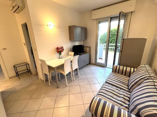 Appartamento in affitto a Riccione, Reggio Emilia