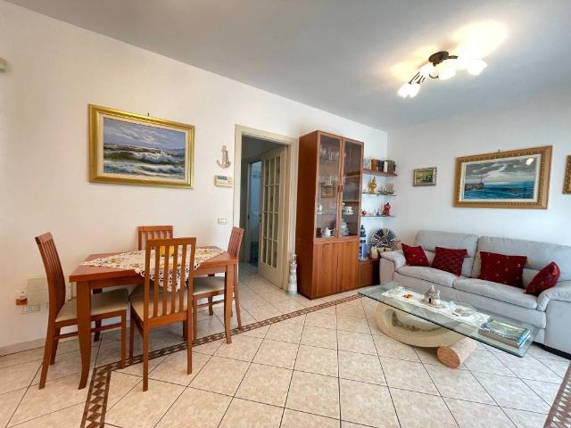 Appartamento in affitto a Riccione, Reggio Emilia