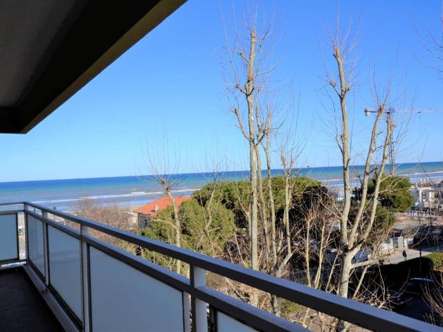 Appartamento in affitto a Abissinia, Riccione