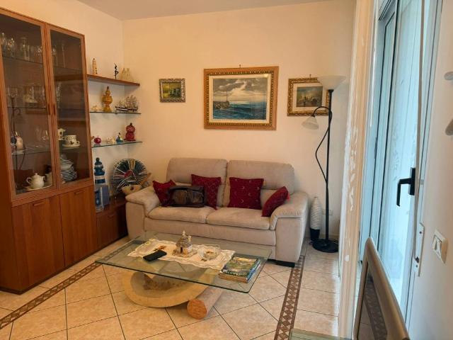 Appartamento in affitto a Riccione, Reggio Emilia