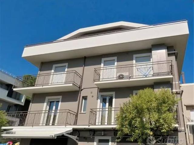 Appartamento in affitto a Alba, Riccione