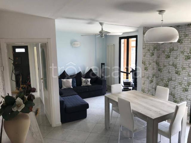 Appartamento in affitto a Abissinia, Riccione