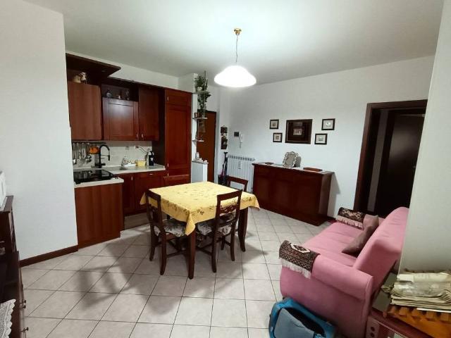 Appartamento in affitto a Campoloniano, Rieti