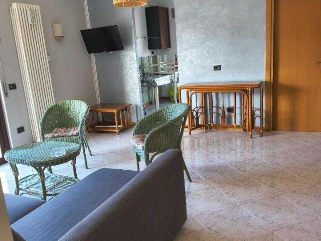 Appartamento in affitto a Rimini, Reggio Emilia