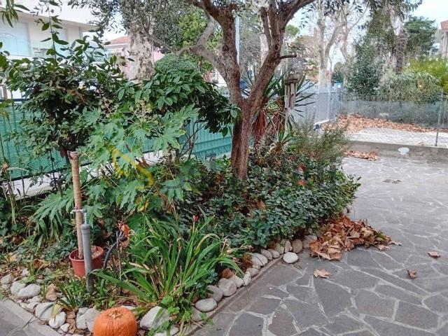 Appartamento in affitto a Rimini, Reggio Emilia