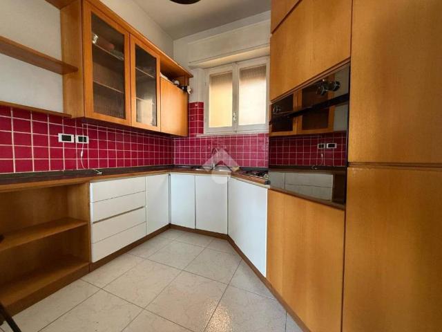 Appartamento in affitto a Rimini, Reggio Emilia