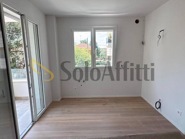 Appartamento in affitto a Rimini, Reggio Emilia