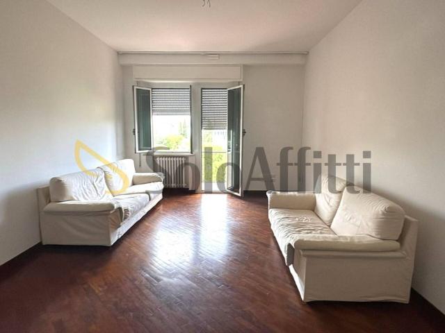 Appartamento in affitto a Rimini, Reggio Emilia