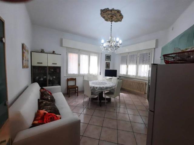 Appartamento in affitto a Rimini, Reggio Emilia