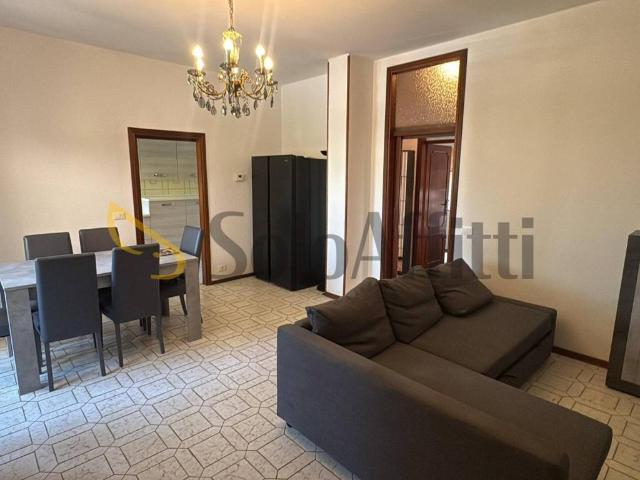 Appartamento in affitto a Rimini, Reggio Emilia