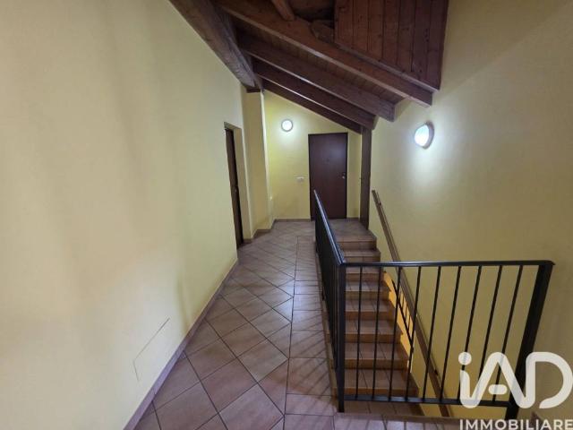Appartamento in affitto a Vesignano, Piemonte