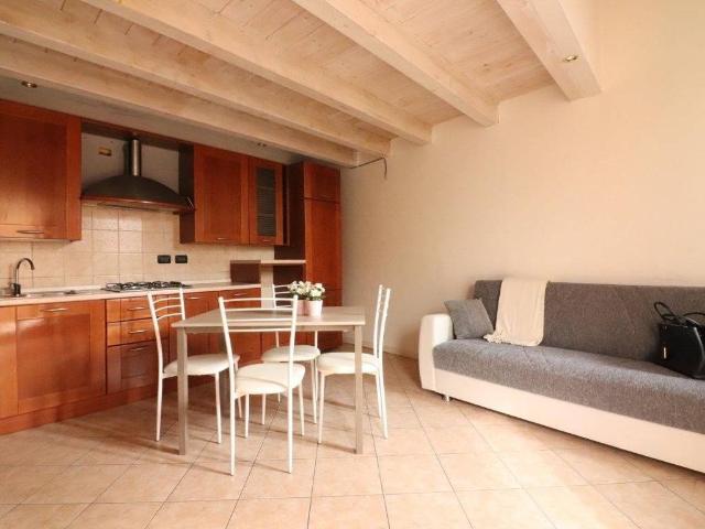 Appartamento in affitto a Robbiate, Lombardia