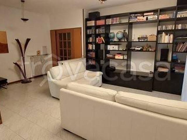Appartamento in affitto a Robbiate, Lombardia