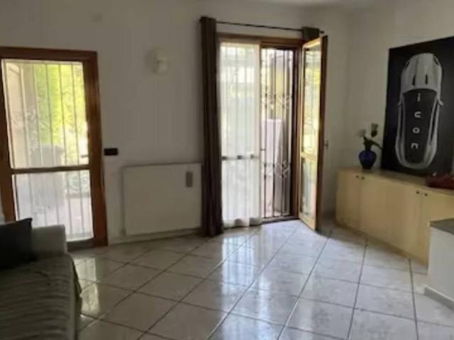 Appartamento in affitto a Rodano, Lombardia