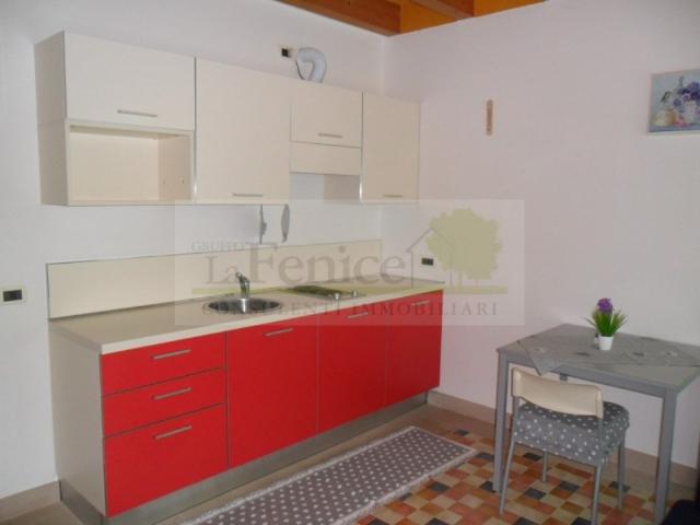 Appartamento in affitto a Rodigo, Lombardia