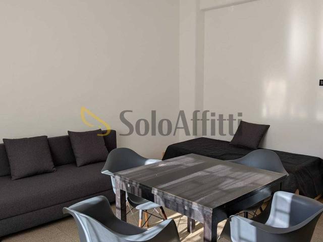 Appartamento in affitto a Municipio Roma VIII, Roma Capitale