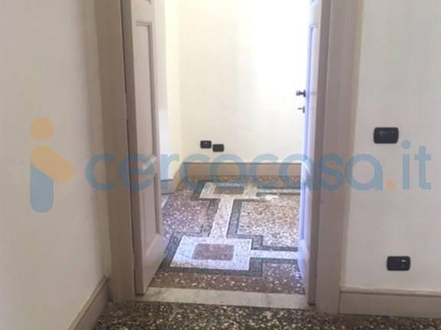 Appartamento in affitto a Axa, Roma Capitale