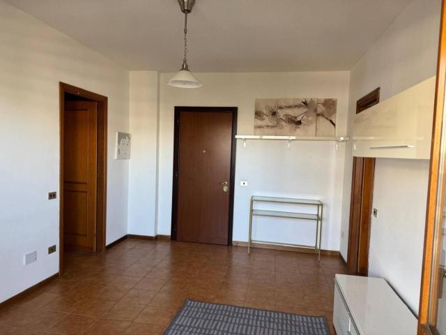 Appartamento in affitto a Mostacciano, Roma Capitale
