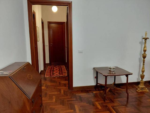Appartamento in affitto a Municipio Roma I, Roma Capitale
