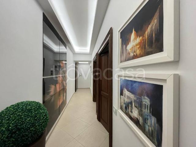 Monolocale in affitto a Municipio Roma I, Roma Capitale