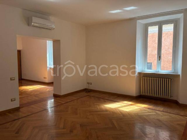 Appartamento in affitto a Municipio Roma I, Roma Capitale