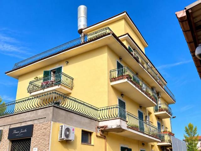 Appartamento in affitto a Romanina, Roma