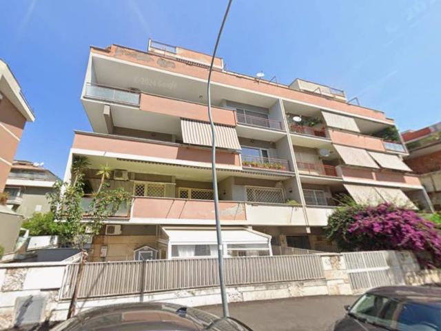 Appartamento in affitto a Municipio Roma IX, Roma Capitale