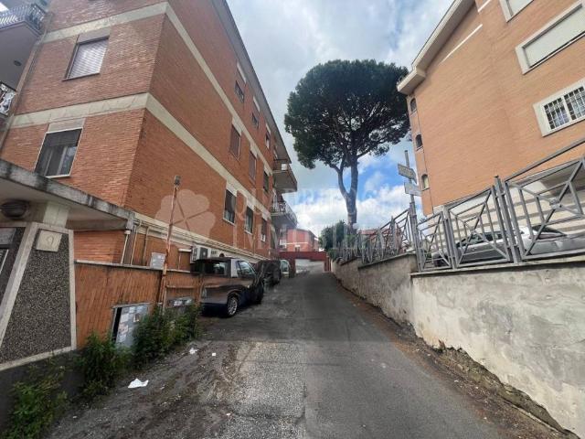 Appartamento in affitto a Municipio Roma XV, Roma Capitale