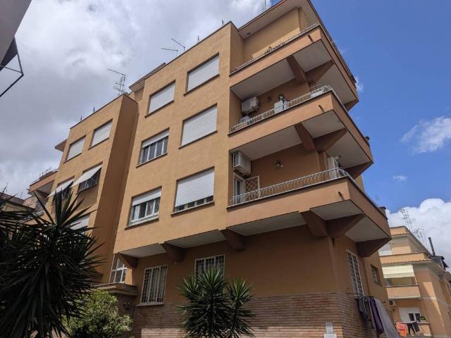 Appartamento in affitto a Municipio Roma XIV, Roma Capitale