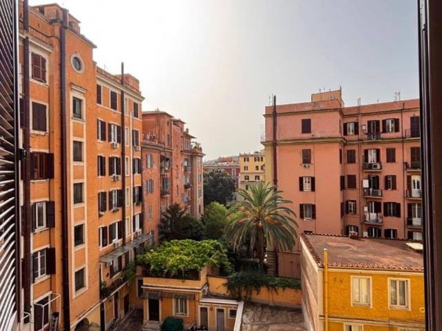Appartamento in affitto a Municipio Roma I, Roma Capitale