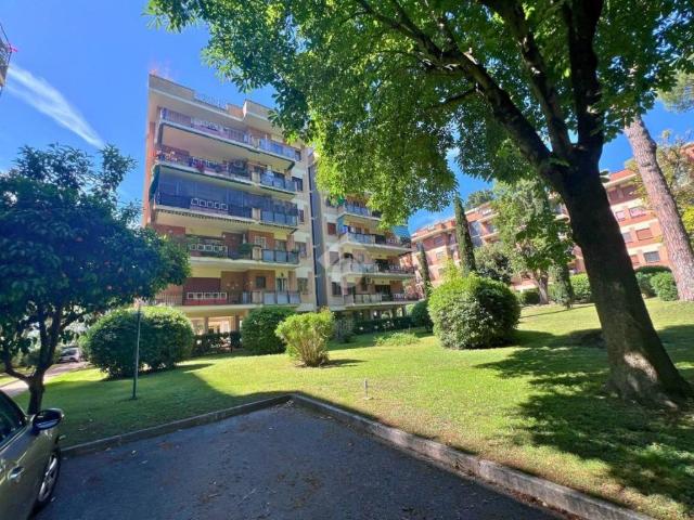Appartamento in affitto a Municipio Roma IX, Roma Capitale