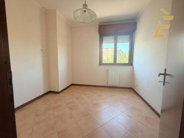 Appartamento in affitto a Giardino di Roma, Roma Capitale