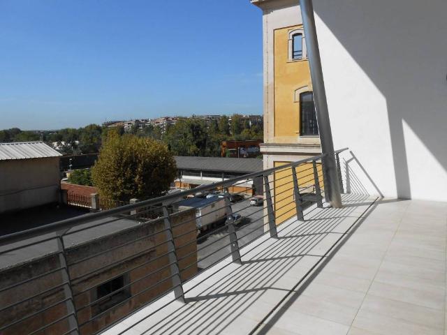 Appartamento in affitto a Municipio Roma VIII, Roma Capitale
