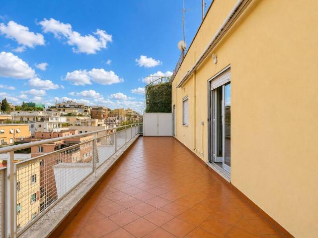 Appartamento in affitto a Municipio Roma II, Roma Capitale