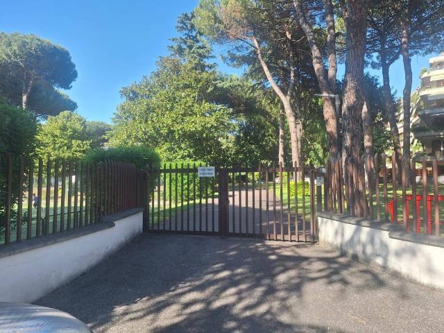Appartamento in affitto a Municipio Roma VIII, Roma Capitale