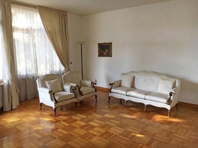 Appartamento in affitto a Municipio Roma IX, Roma Capitale